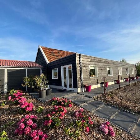 Op de Boerderie Bed and Breakfast Noordgouwe Buitenkant foto