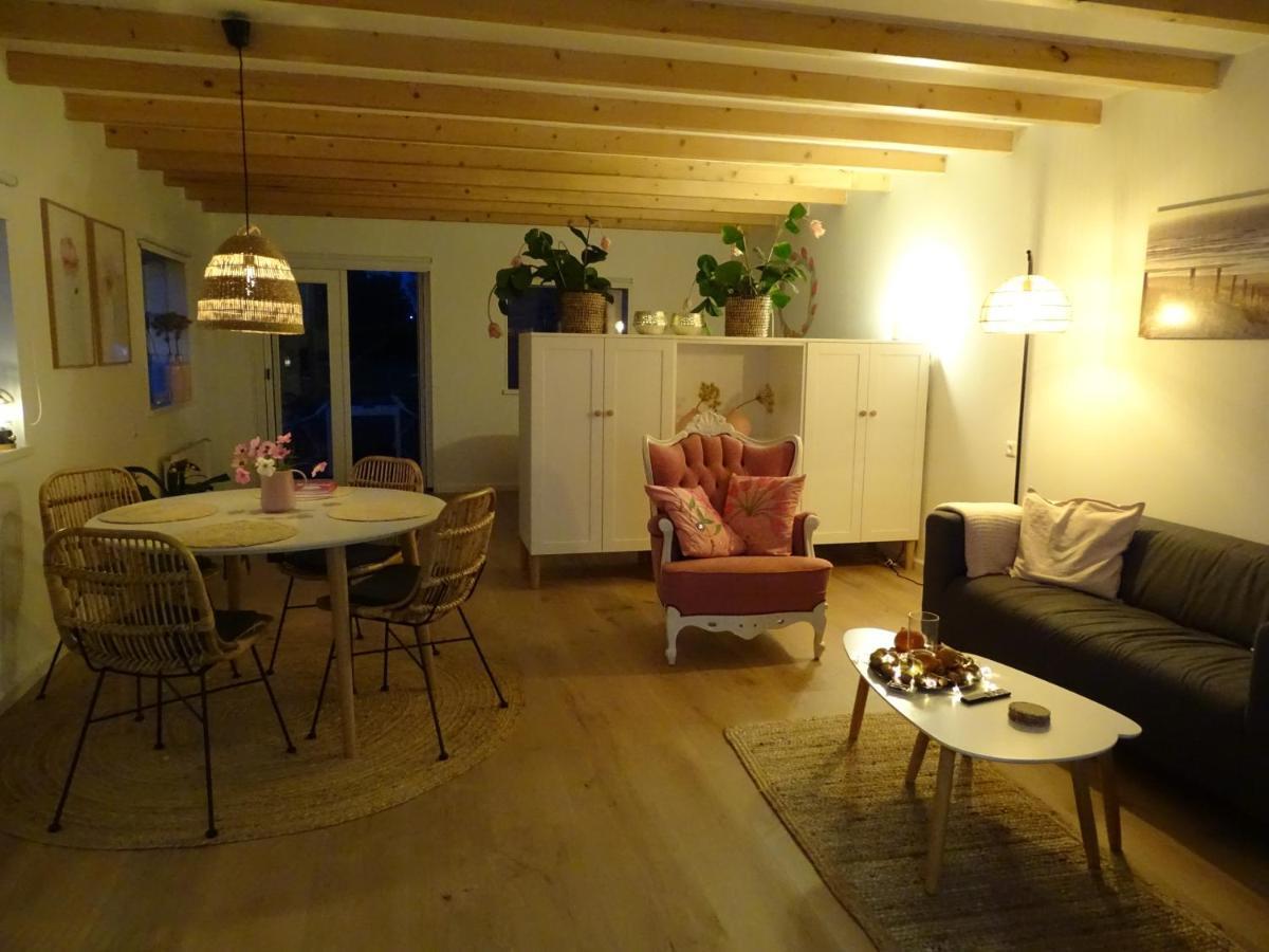 Op de Boerderie Bed and Breakfast Noordgouwe Buitenkant foto
